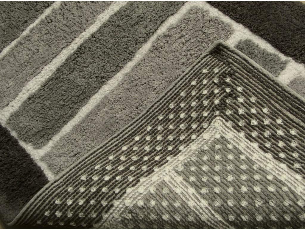 Tappetino Bagno Colorato in Morbido Pelo Lungo ed Righe in Rilievo