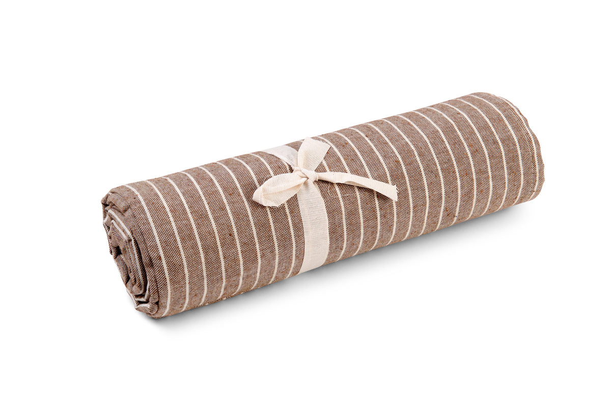 Telo Arredo Copritutto in Cotone a Righine - Perfetto come Copriletto o Copridivano Marrone